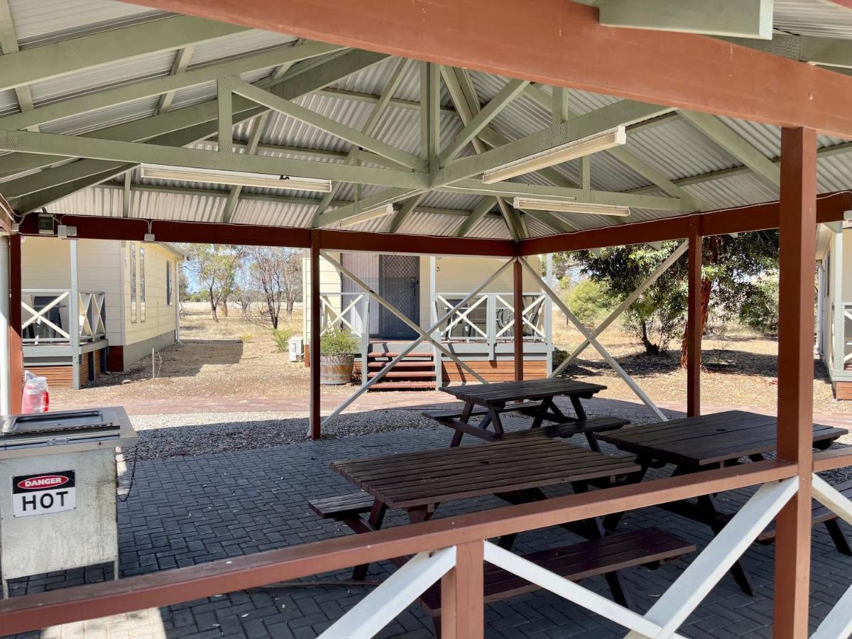 Big4 Port Willunga Tourist Park Aldinga Exterior foto